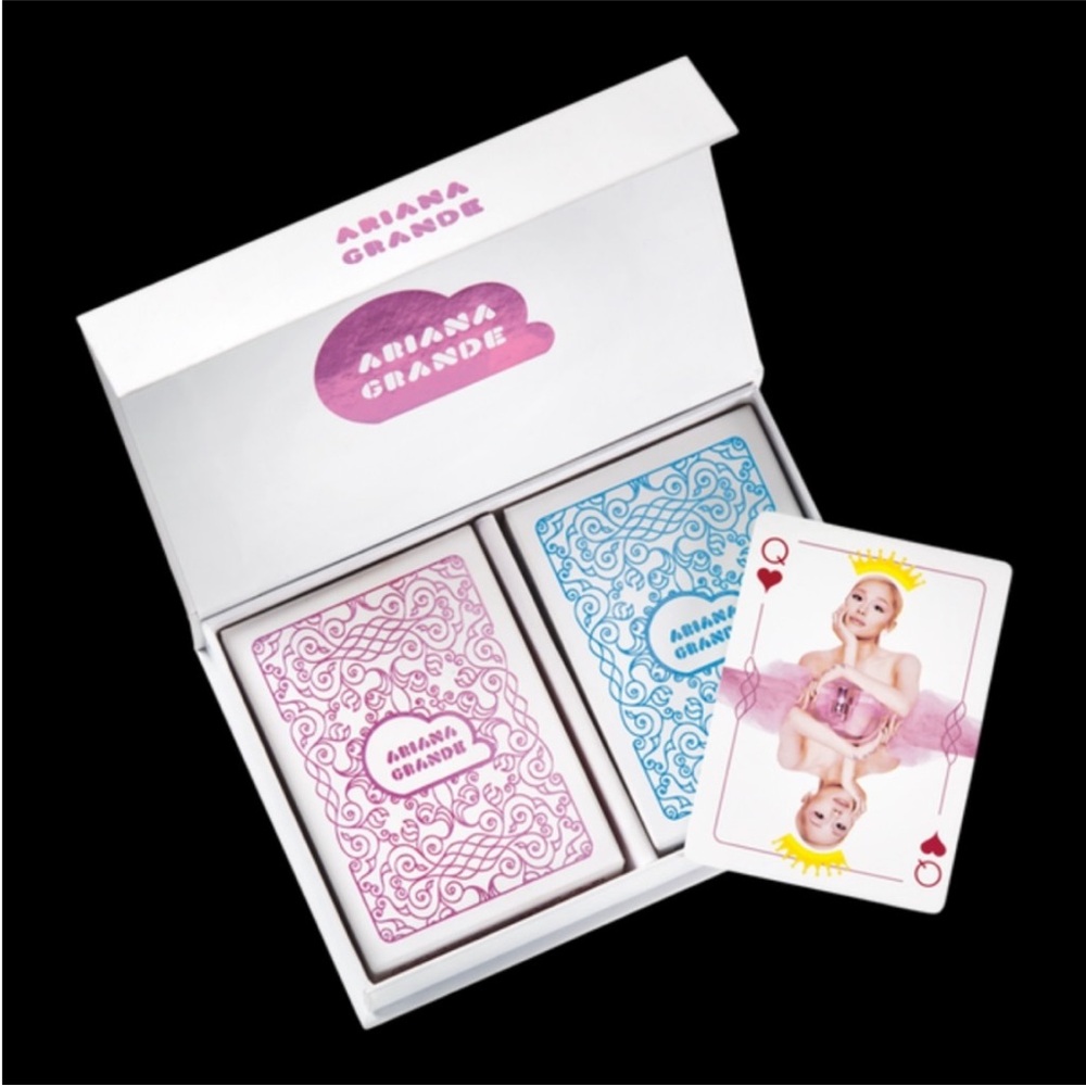 Limited Edition Ariana Grande Playing Cards Cloud Pink Set NEW 💗 - Picture 2 of 8